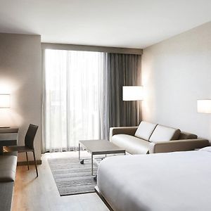 King Guest Room